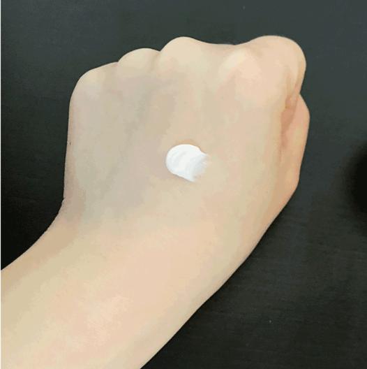 用了很多眼霜还是有黑眼圈？别怪产品太鸡肋，只能说是你没选对