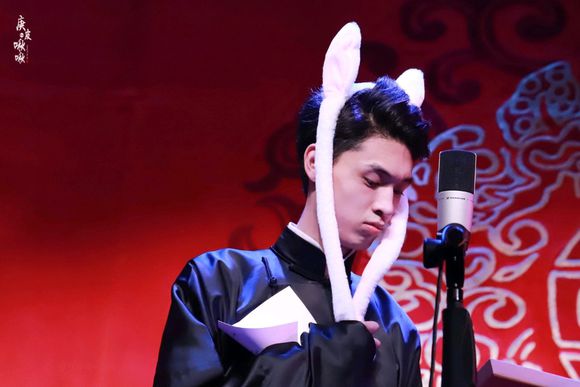 纲丝节秦霄贤主持,纲丝节秦霄贤主持合集