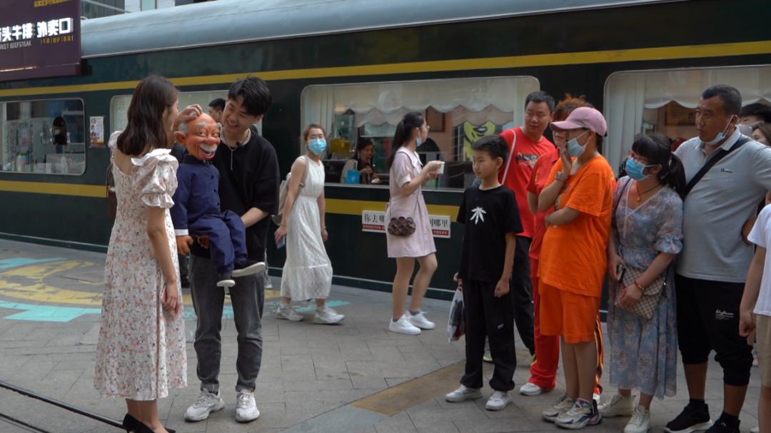 石家庄腹语小哥 (石家庄90后腹语师拍段子年入千万)