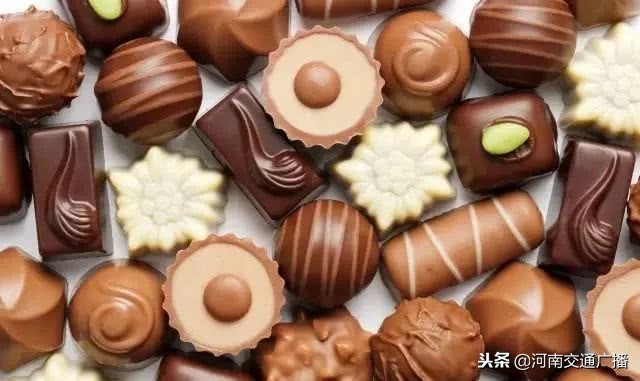 宝宝吃葡萄被卡住了怎么办,一岁宝宝吃葡萄卡住了后果