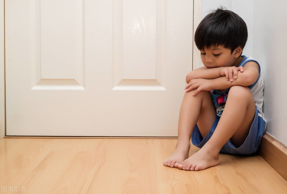 为什么爸爸喜欢打人脾气又暴躁,感觉爸爸脾气很暴躁喜欢骂人