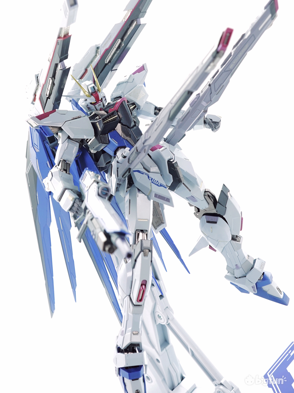 mb自由高达模型2.0,盗版自由2.0高达模型测评