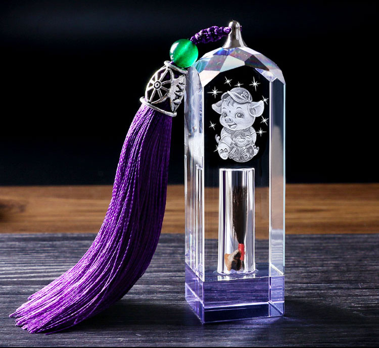 新生儿多久可以理发,胎毛又该怎么处理?