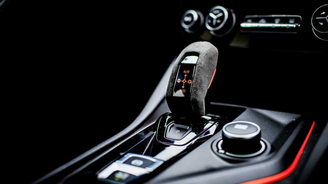 领克02hatchback2022,小钢炮领克