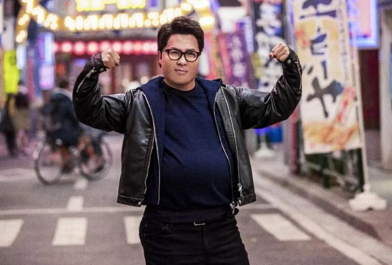 《肥龙过江》线上首映，甄子丹变身200斤大胖子，武打仍毫无压力