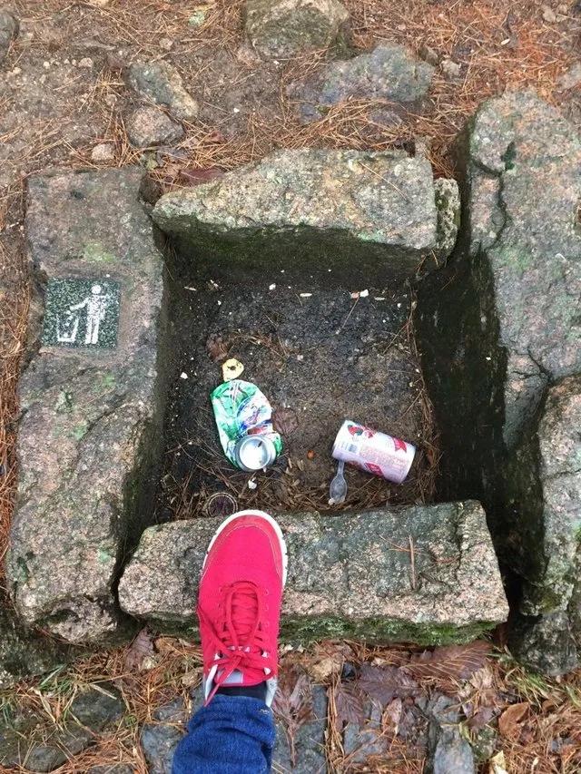 护士小姐用5毛钱的易拉罐，随手一剪猛翻千万倍，网友：手艺牛逼