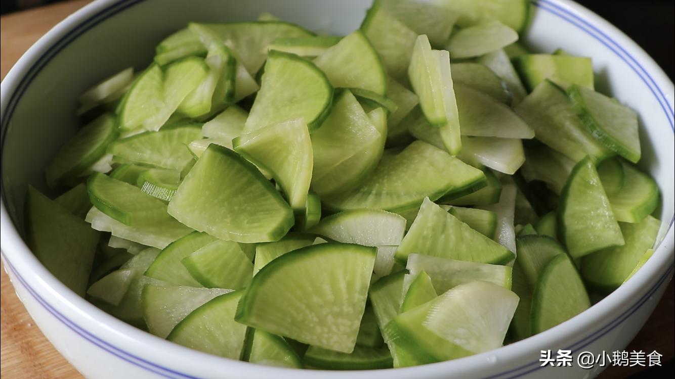 糖醋萝卜最好吃的做法,糖醋萝卜的做法甜酸脆正宗快速