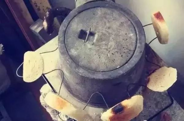 小时候家里没有暖气,小时候没暖气