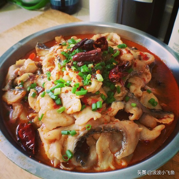 糖醋鱼好吃还是酸菜鱼好,家常鱼最好吃的做法酸菜鱼