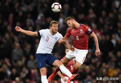 英格兰演播室看克罗地亚vs英格兰,欧洲杯英格兰vs克罗地亚三狮军团