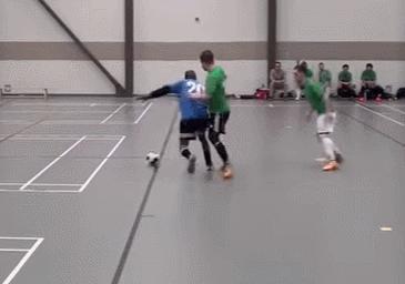 业余足球过人集锦高清,业余足球总结出来的经验