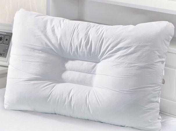 两个枕头怎么放睡觉舒服,枕头和被子怎么摆放睡觉才舒服