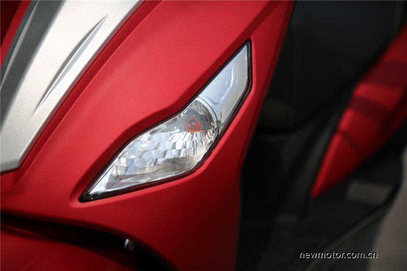 雅马哈和铃木的uu125踏板哪个好,125踏板雅马哈和豪爵怎么选