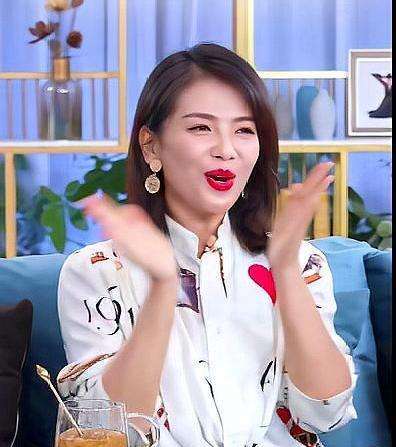 6982亿对比2692亿，天猫和京东，到底谁赢了？