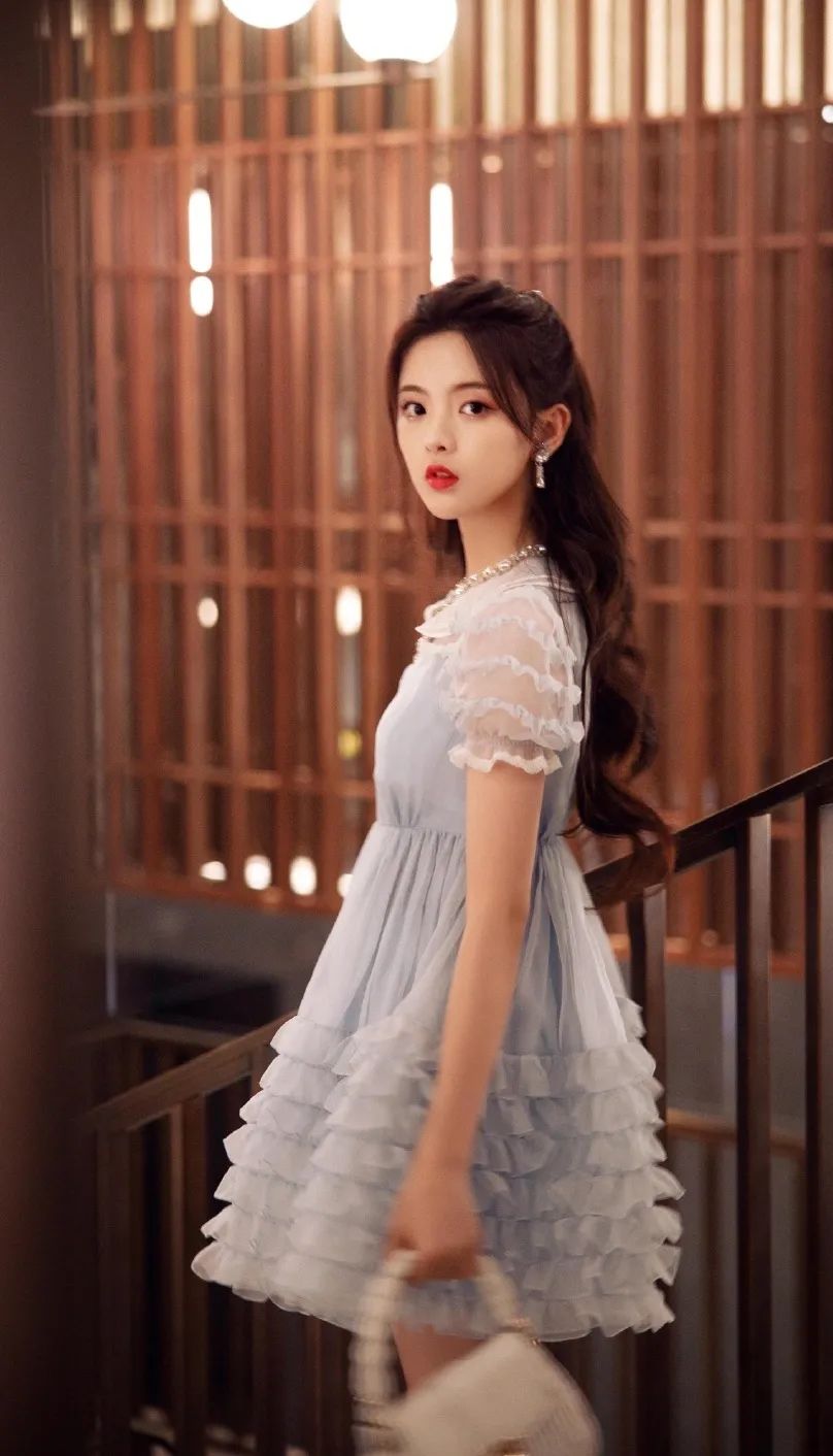 copy了杨超越的衣橱，这个夏天我最甜