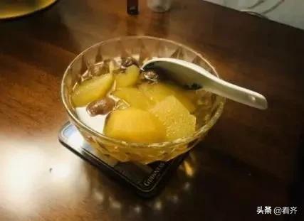 每天吃煮苹果一个月后的变化,每天吃一个煮熟的苹果10天好处