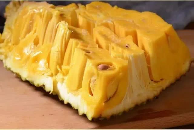 果肉饱满香甜浓郁白沙荣邦吴其貌线上销售菠萝蜜助农增收销路畅