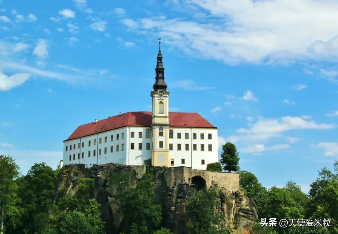 超模大KK：当红时因病爆肥30斤，如今喜迎三胎，转型当企业家