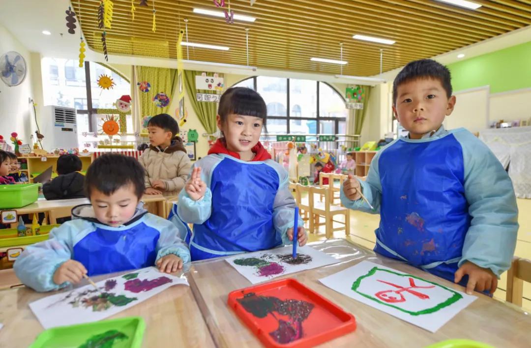 书写温暖人心的民生答卷,病有所医一份温暖的民生答卷视频