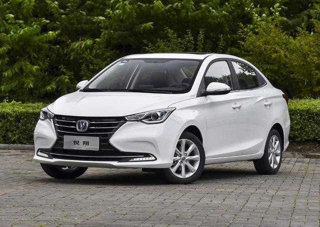 长安悦翔一年费用最低多少钱,养一辆普通车一年要多少钱