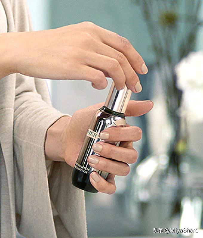 海蓝之谜真的用了不会老吗,为什么贵妇都爱用海蓝之谜