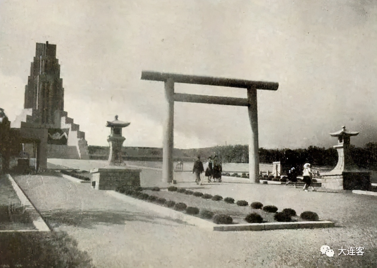 大连劳动公园大足球还在吗,劳动公园大足球叫什么