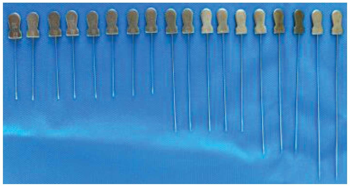 腰椎间盘突出小针刀后腰硬怎么办,腰椎间盘突出小针刀能恢复正常吗