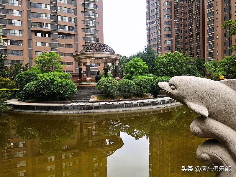 人生夹缝中的城市中产,如何找到自己的小欢喜?