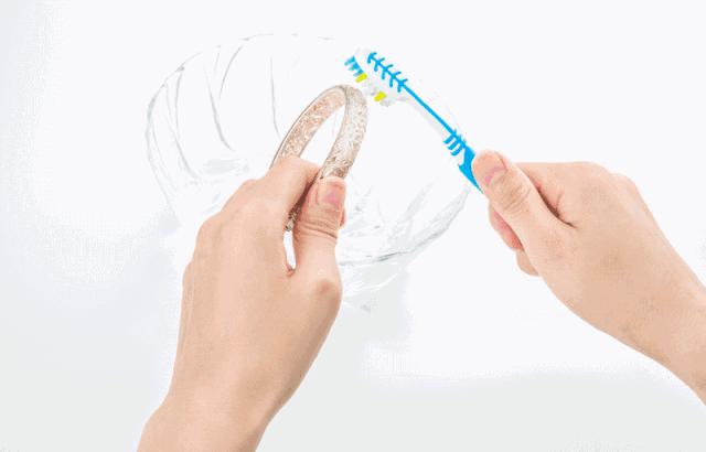 银饰用碘伏测试后变色怎么处理,银饰变黄了怎么清洗小妙招