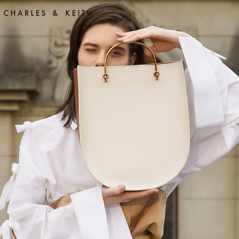 小ck国王包和酒神包哪个好,小ck必买十大经典包