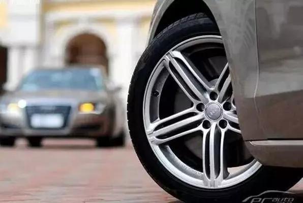 如何看汽车轮胎有没有回正，这3个技巧，简单实用又安全