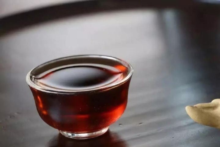 普洱茶老茶梗的口感,冰岛老茶头和普通老茶头的区别