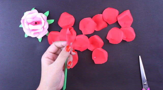 手残*党**也能学会的玫瑰花折纸，情人节送给女神惊喜，手工折纸详解