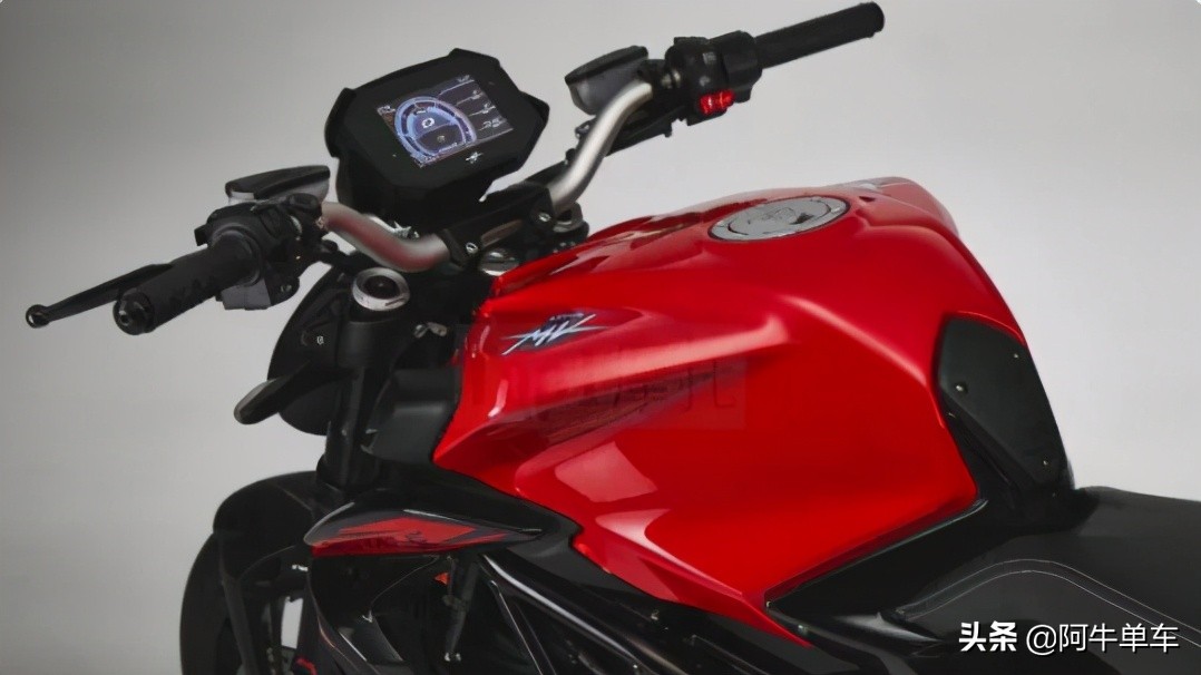 奥古斯塔brutale800rr降价,奥古斯塔brutale800rosso落地价