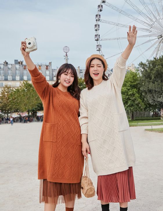 身材胖怎么穿？微胖女孩的时尚穿搭指南