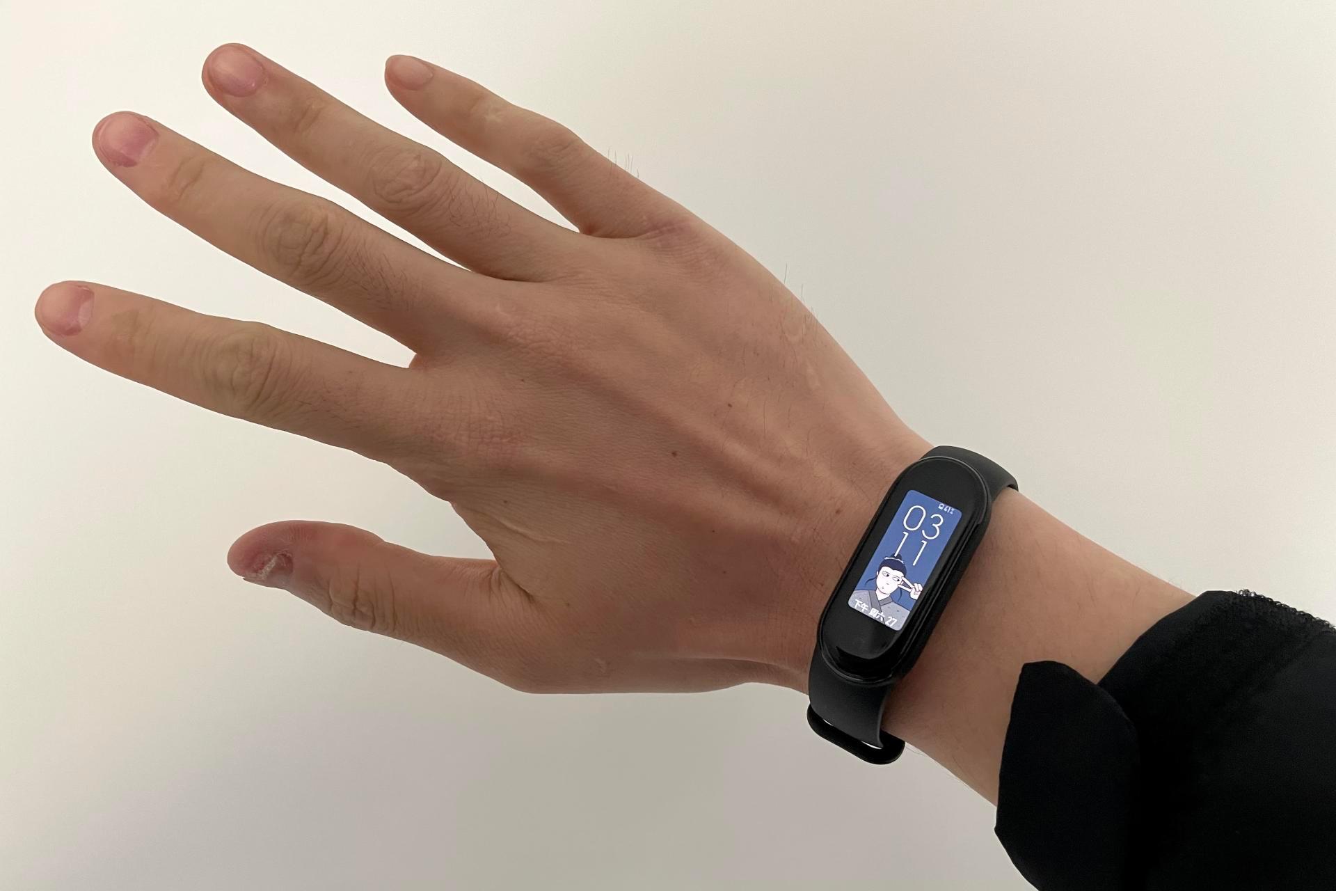 小米手环6和小米手表color选哪个,小米手环6测评普通版说明