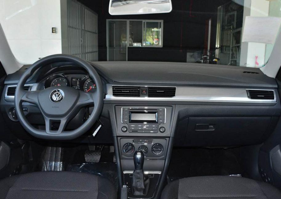 全新宝来朗逸底盘对比,大众全新宝来底盘上有底盘装甲吗