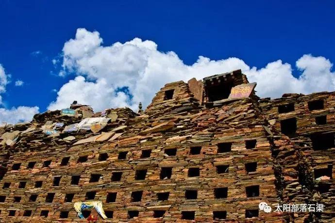 当石渠成为了一本书，你会从哪一页读起？