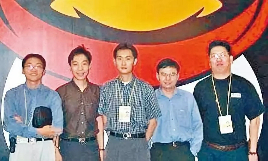 合伙创业好还是自己单干好,创业想成功起步靠单干还是合伙