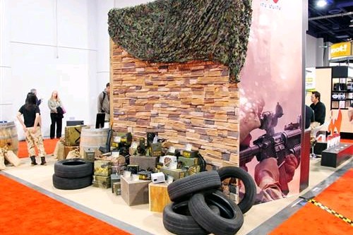 社会就像舞台,社会犹如一条船