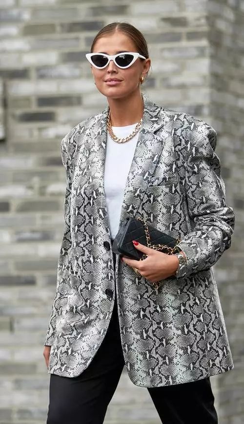 大金链子忘了戴,大金链子好久没戴了