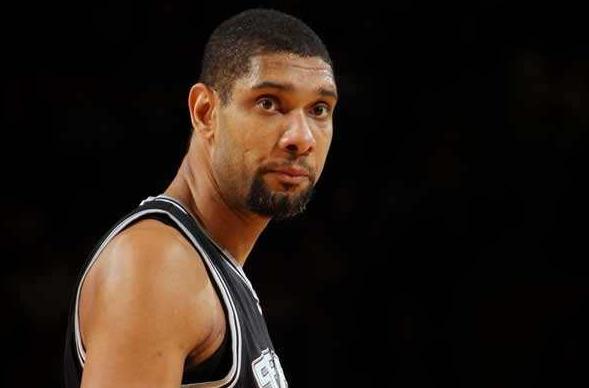 不换脏辫都不知道你能多帅！邓肯退役魅力大增，AI留脏辫才有灵魂