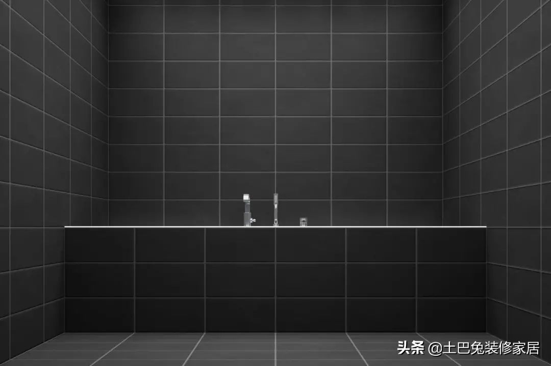 两夫妻的第1套房，榻榻米落灰、冰箱门打不开、下雨地漏反味…