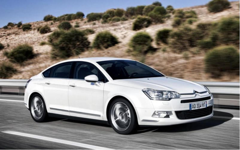 附近靠谱二手车捡漏,捡漏老款伊兰特二手车