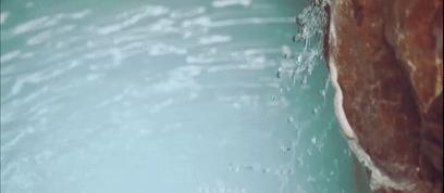 这个季节很适合泡温泉,到五龙背泡温泉放松一下心情