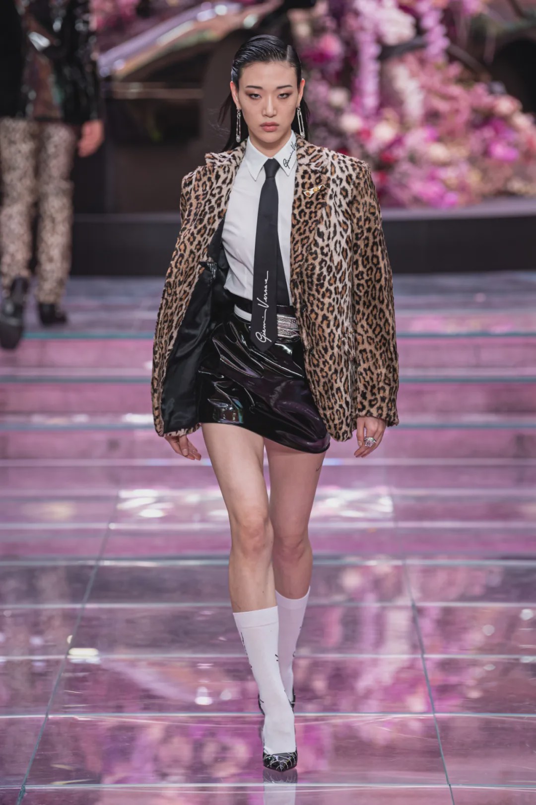 dior璞圭汗鐨崏,dior璞圭汗濂抽瀷