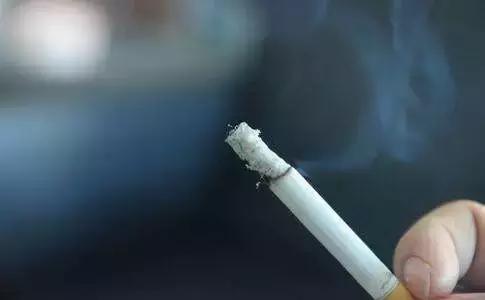 女子全身被大火烧伤新闻,女孩全身被大火重度烧伤