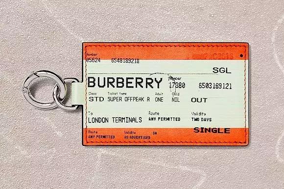 |上新街打望|—这个世界咋了，相机都弯了