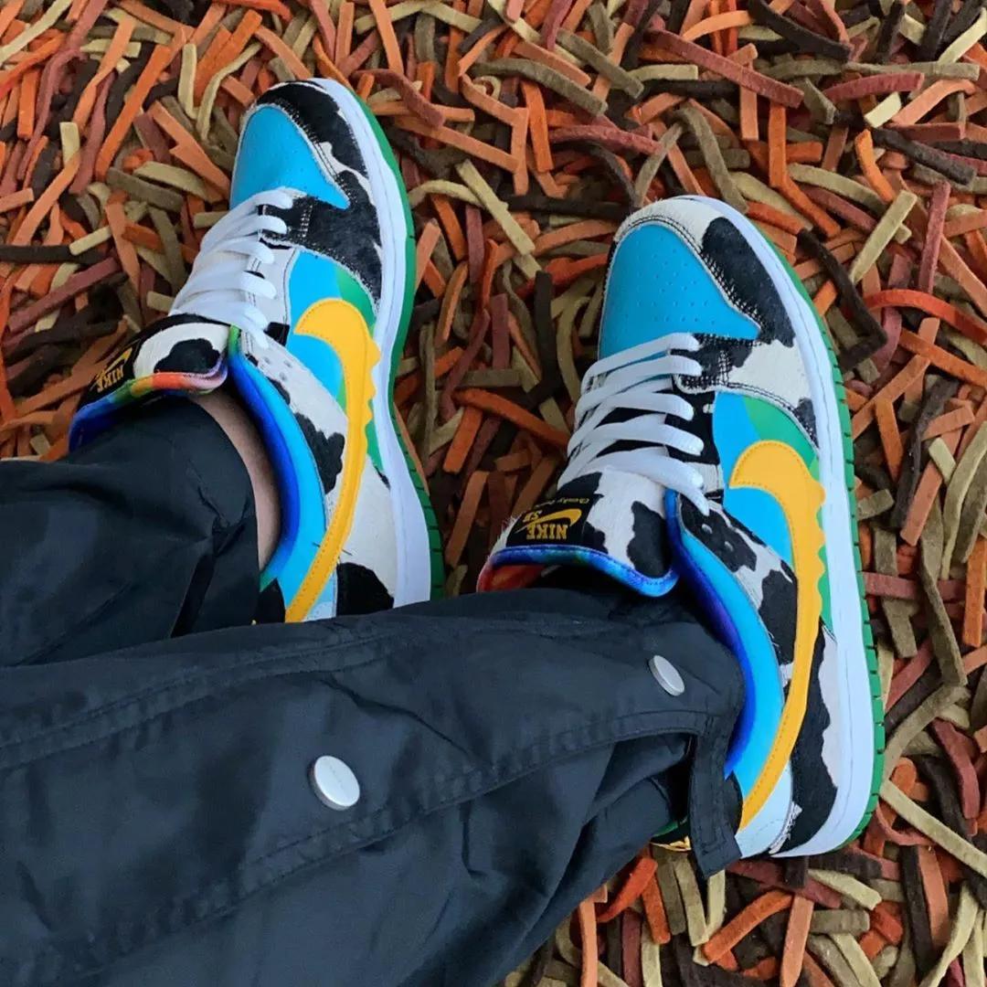 「每周联名X讯」众人骂丑，价格却直逼倒钩的鞋究竟长什么样？