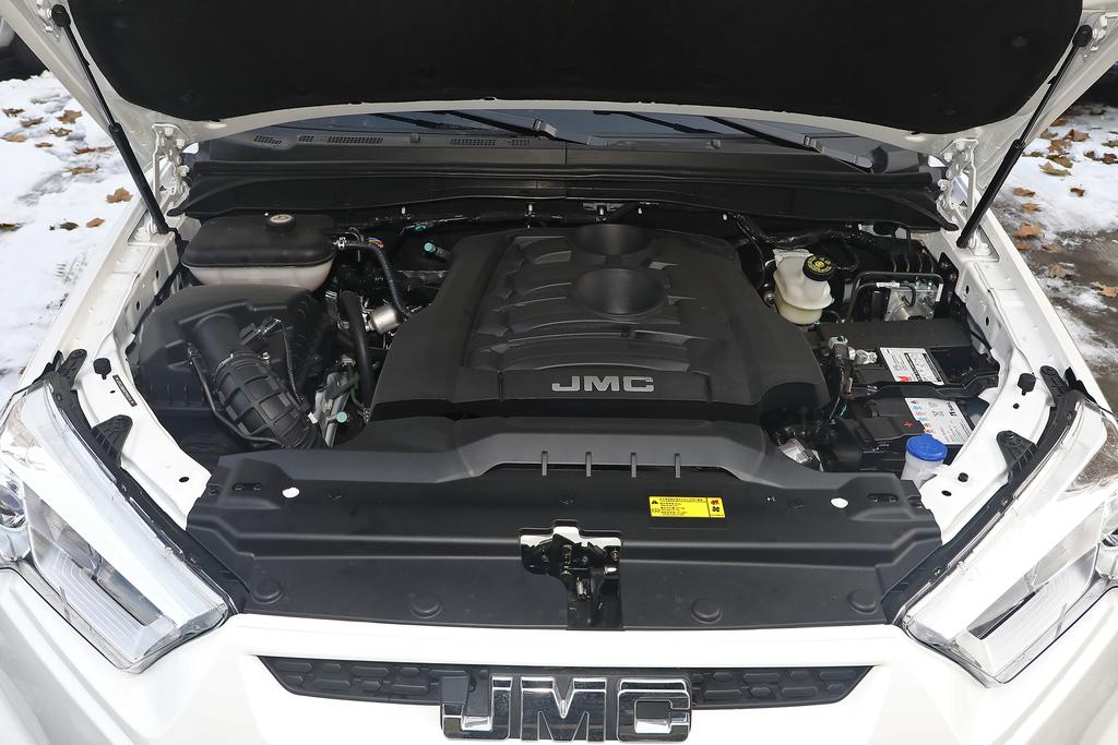 新款江铃驭胜s350柴油版v6发动机,全新驭胜s350柴油2.0t发动机